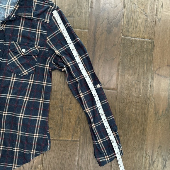 Revamped Button Down Long Sleeve - Picture 10 of 10